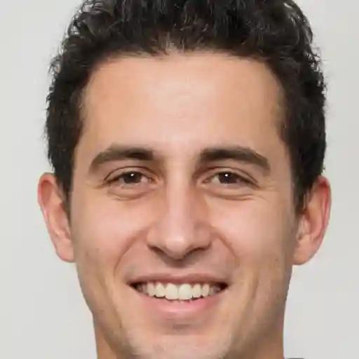 Ben Stapylton