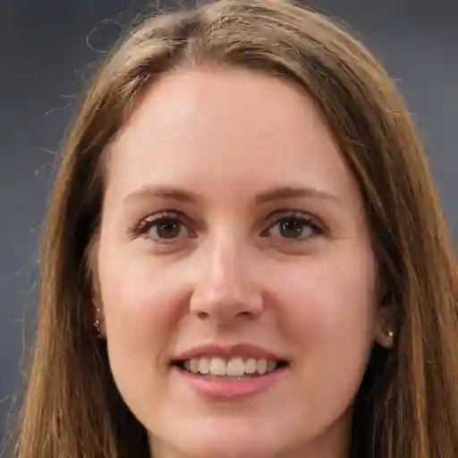 Heather MacNeil